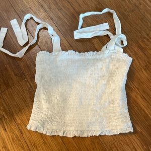 Abercrombie crop top Medium